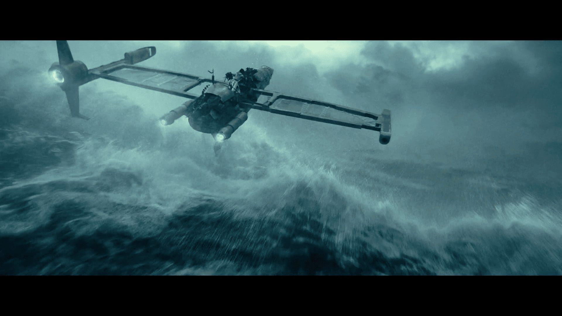Rey piloting a skimmer toward the Death Star wreck