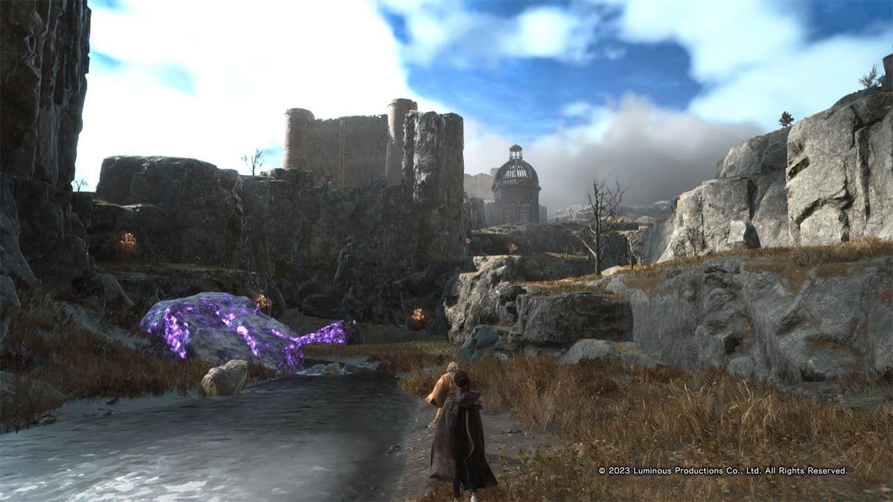 Forspoken gameplay screenshot: Frey casting magic in Athia