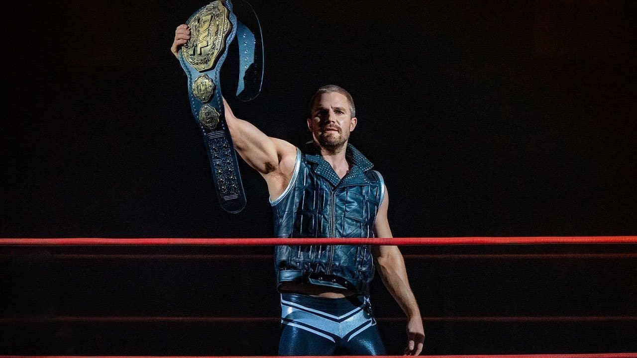 Stephen Amell in Heels