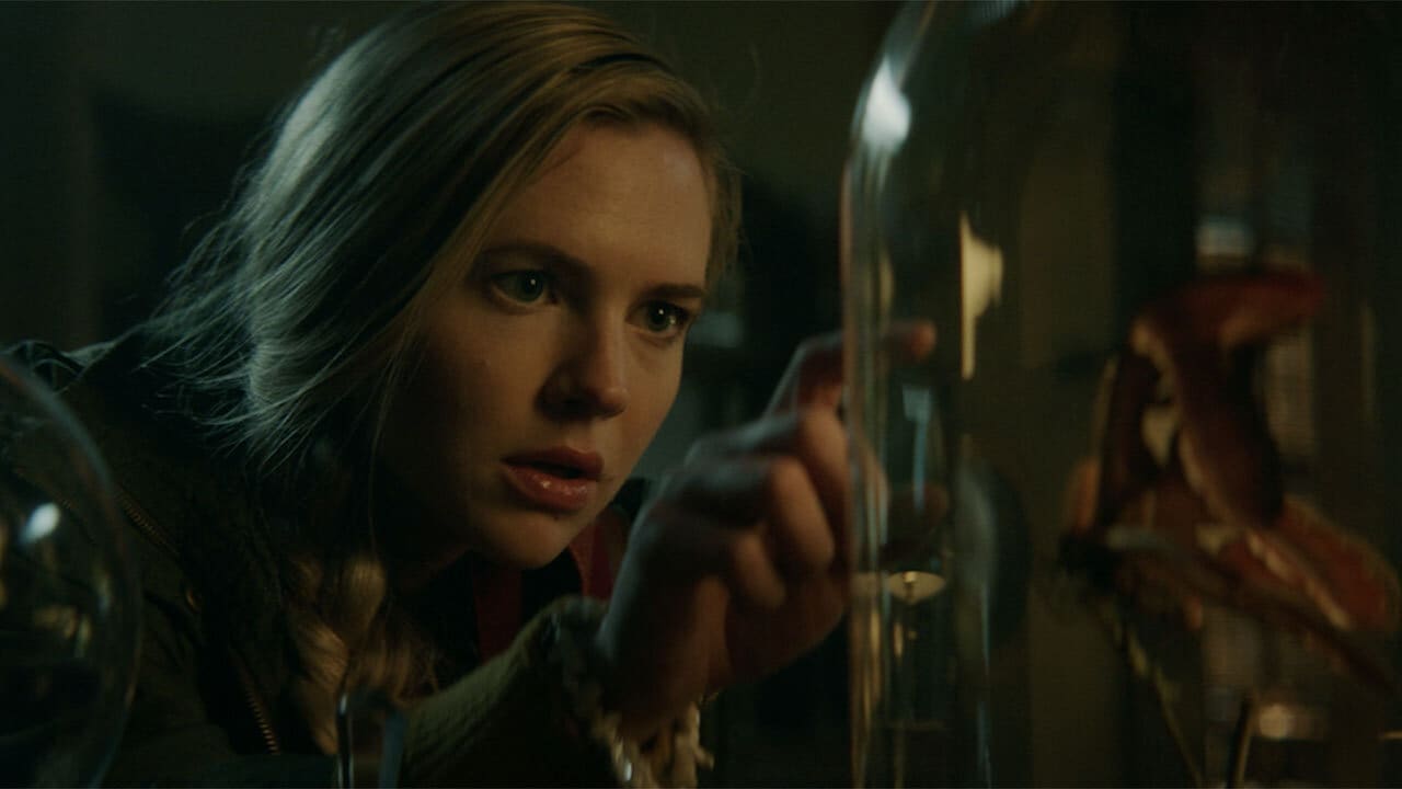 Some dead things still move in this morgue