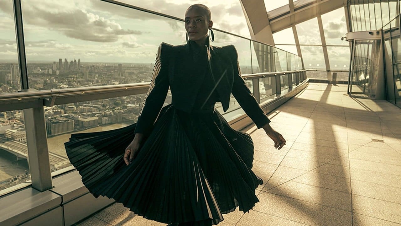 The Peripheral still: futuristic London skyline