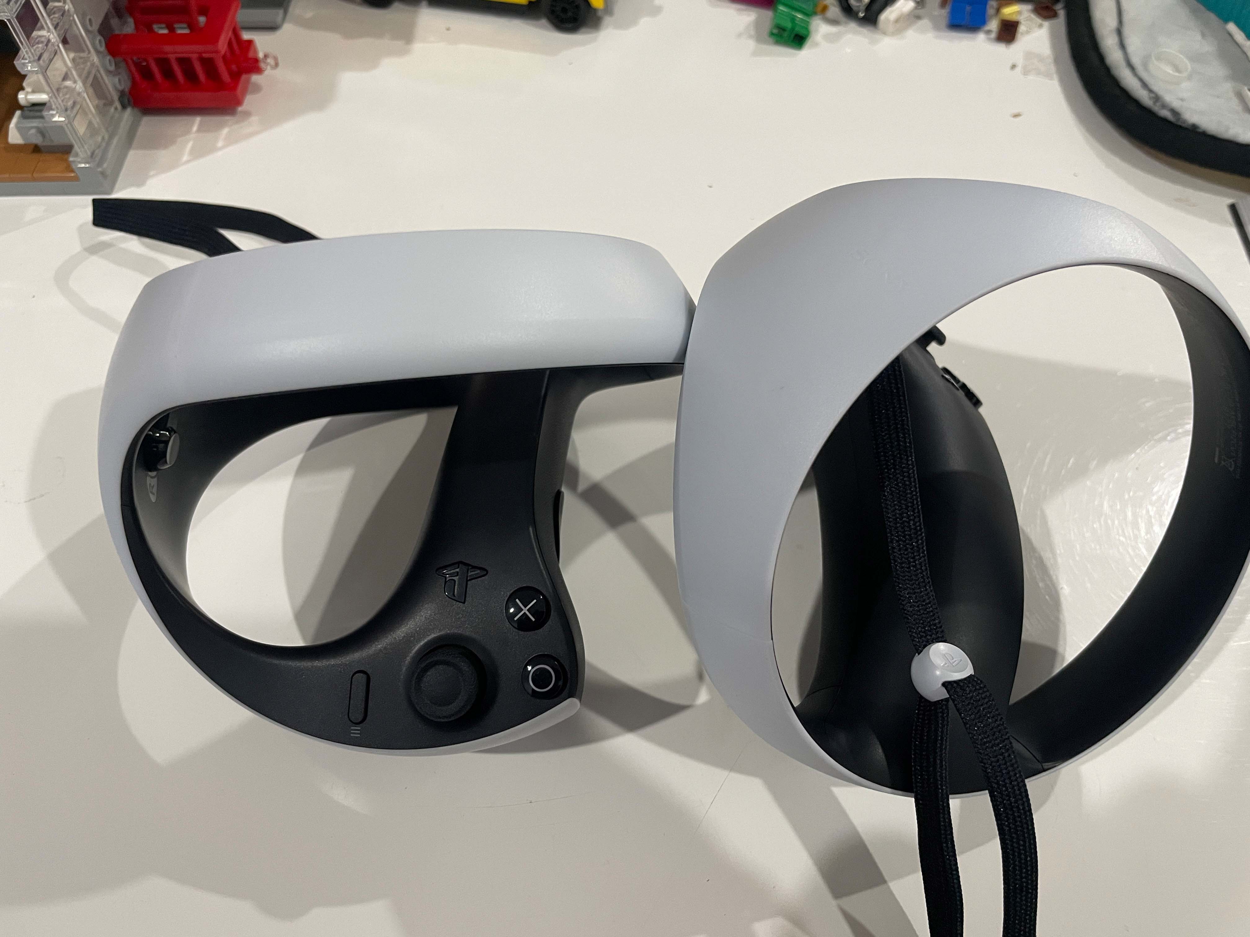 JSAUX Anti-slip Silicone Pad for PSVR2 Sense Controller Review