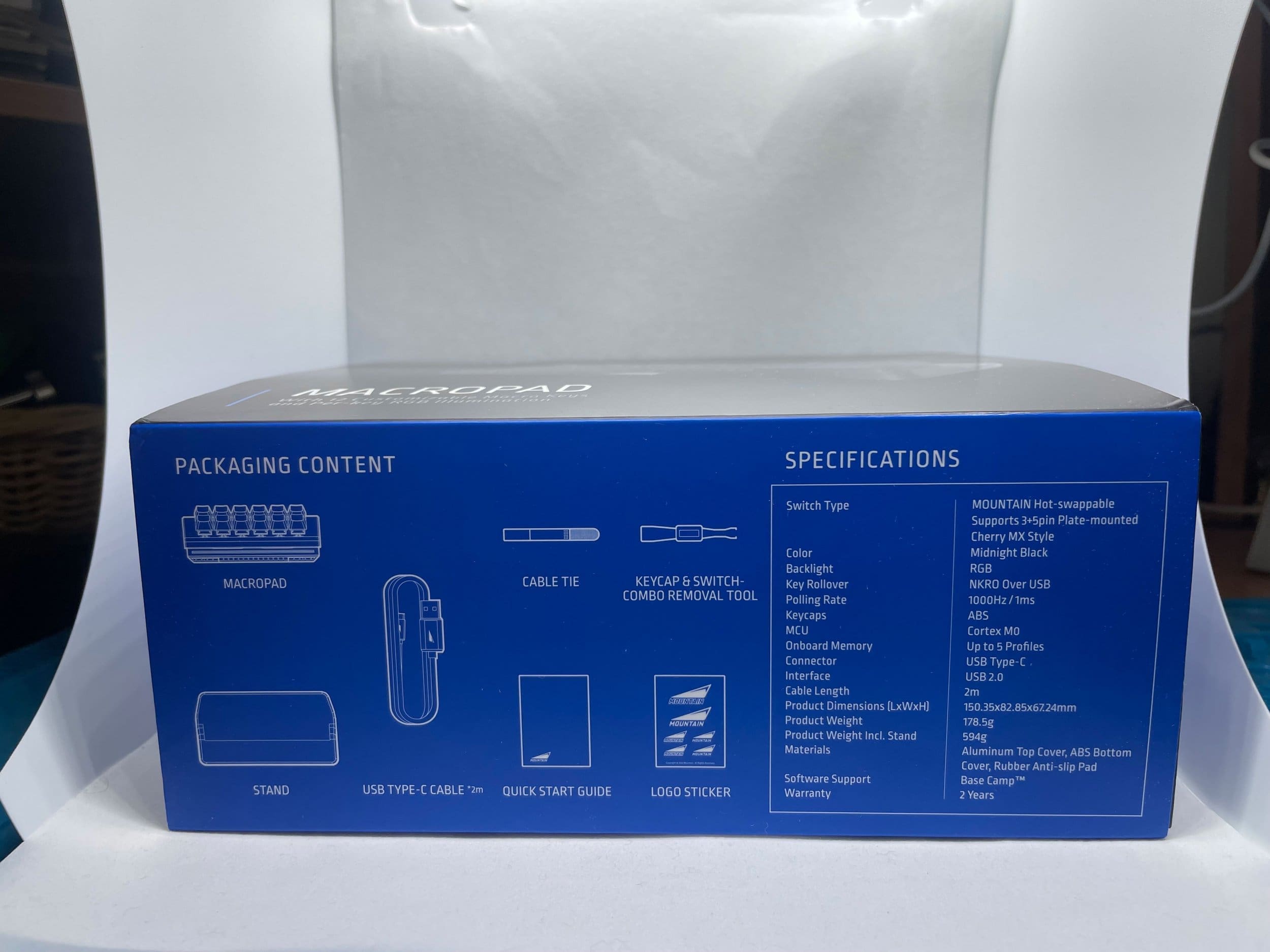 Mountain MacroPad unboxing: stand and accessories