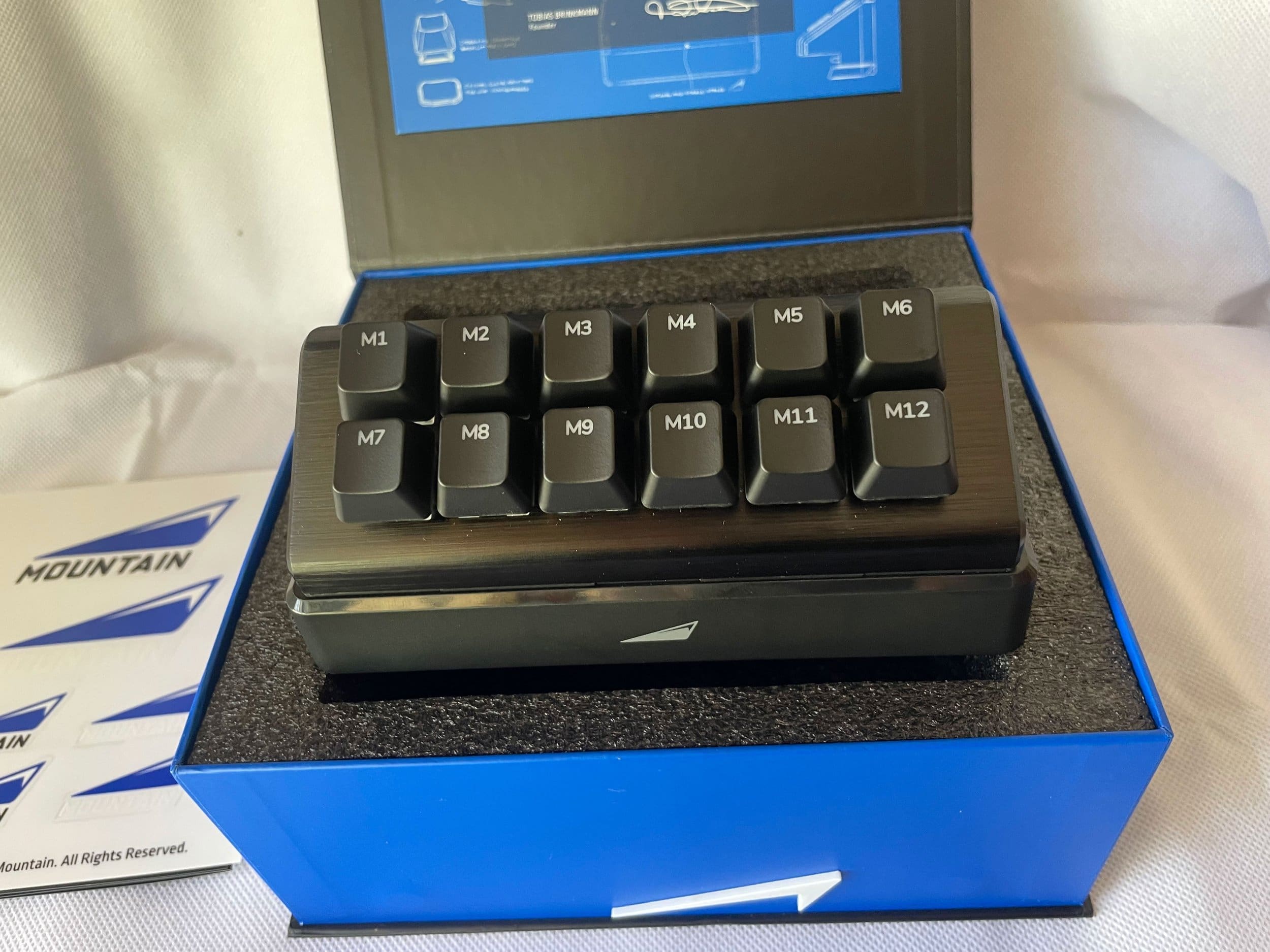 MacroPad connected on desk