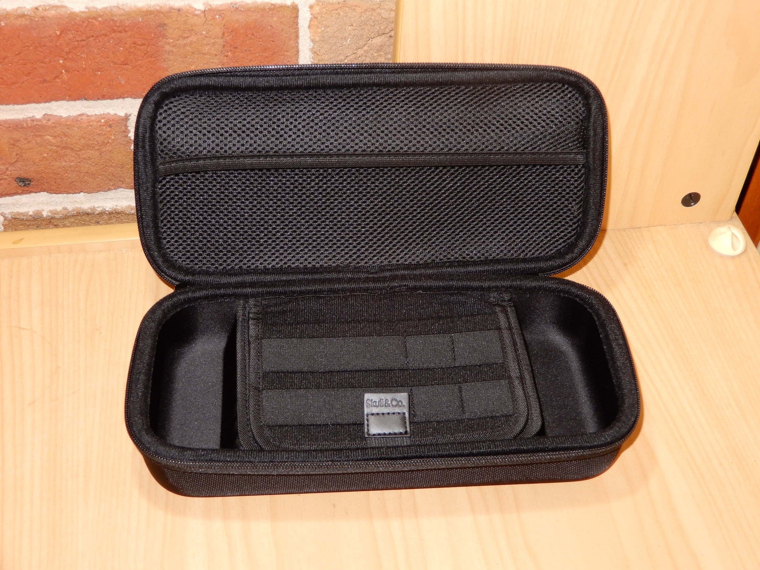 Carrying case opened