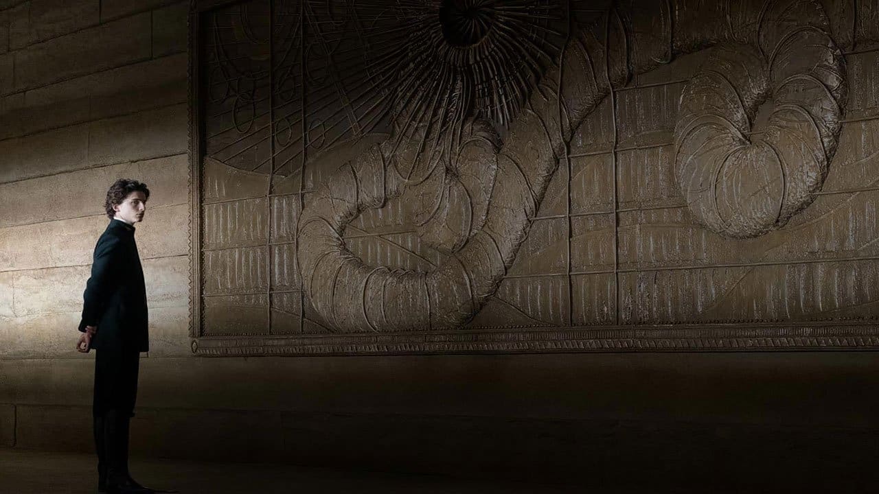 Dune: Paul, Chani and Arrakis dunes