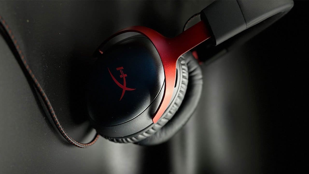 HyperX Cloud III gaming headset hero image